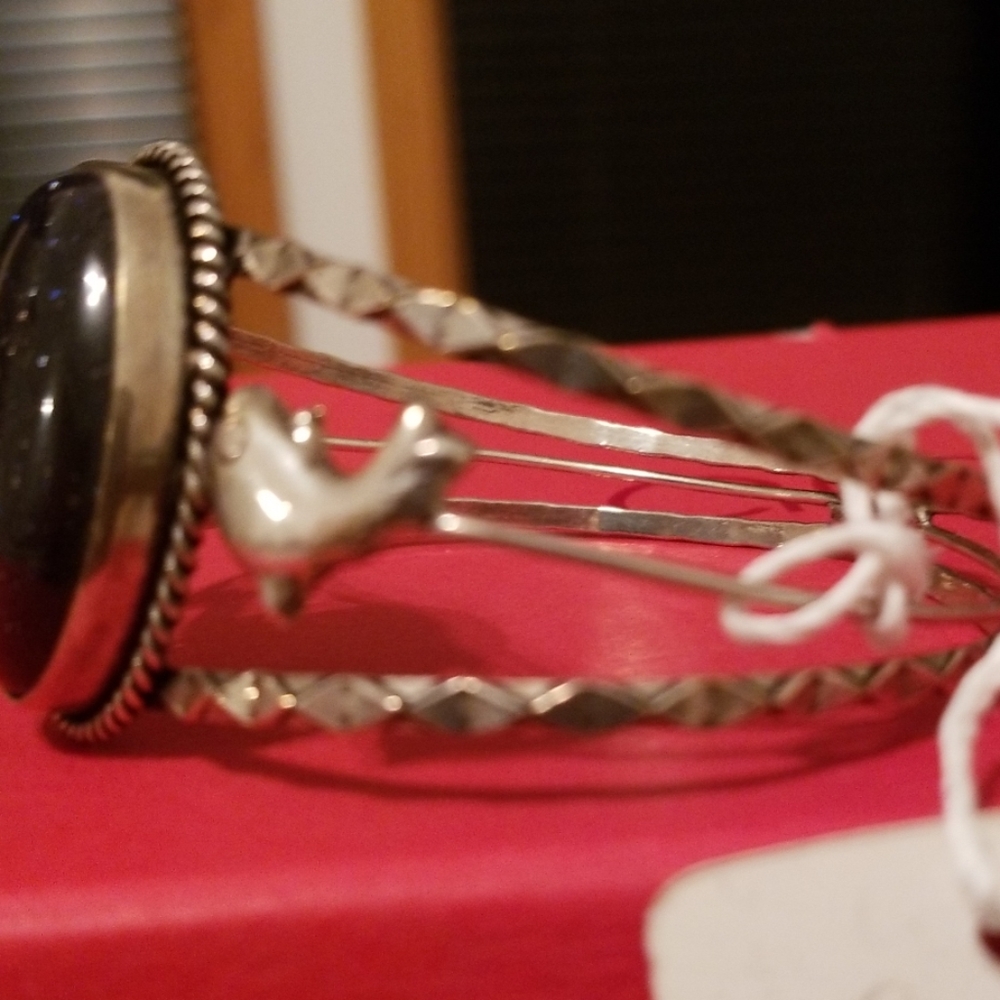 Bangle - Picture 3 of 8